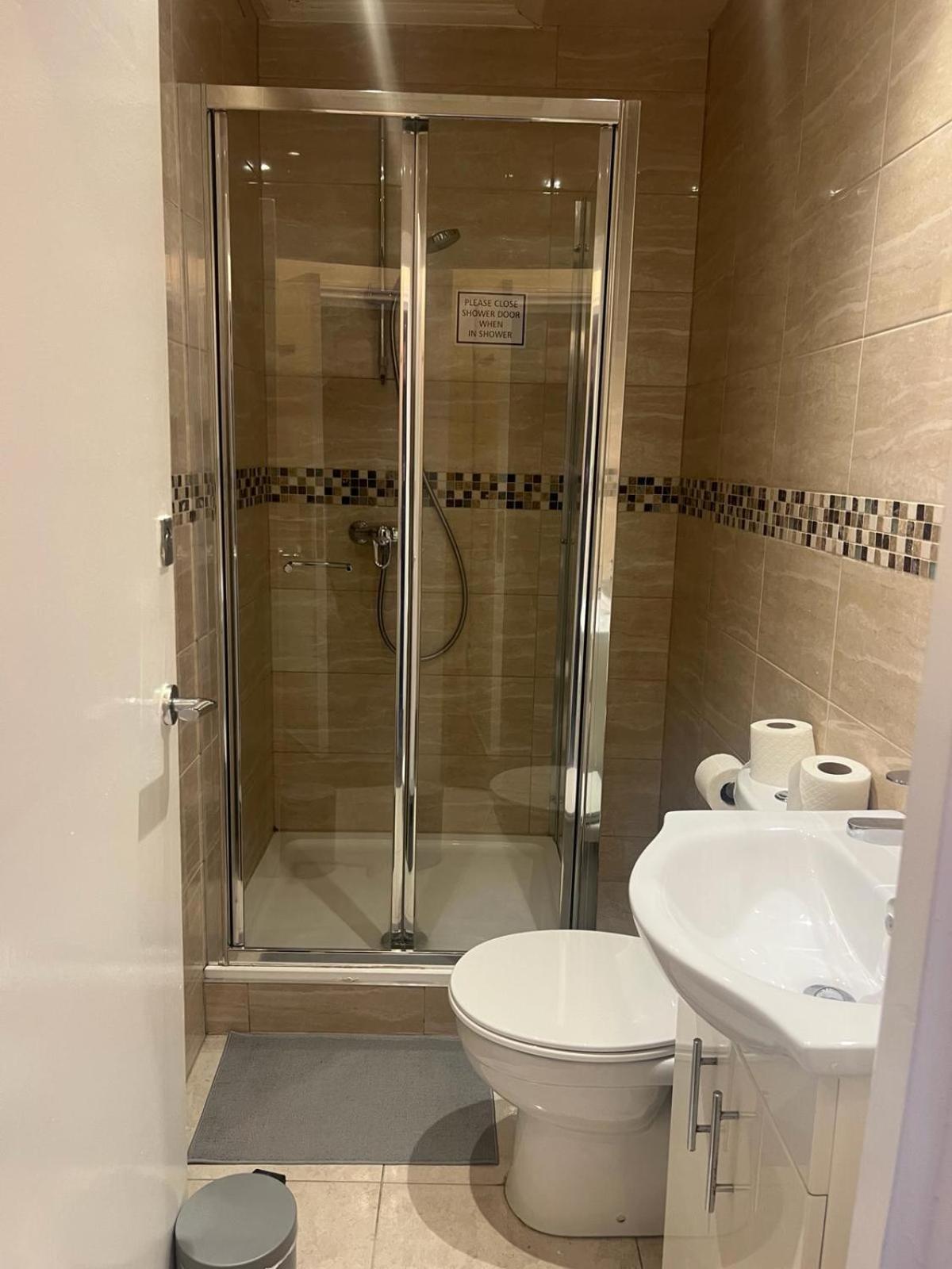 Saba Rooms And Apartments London Eksteriør bilde