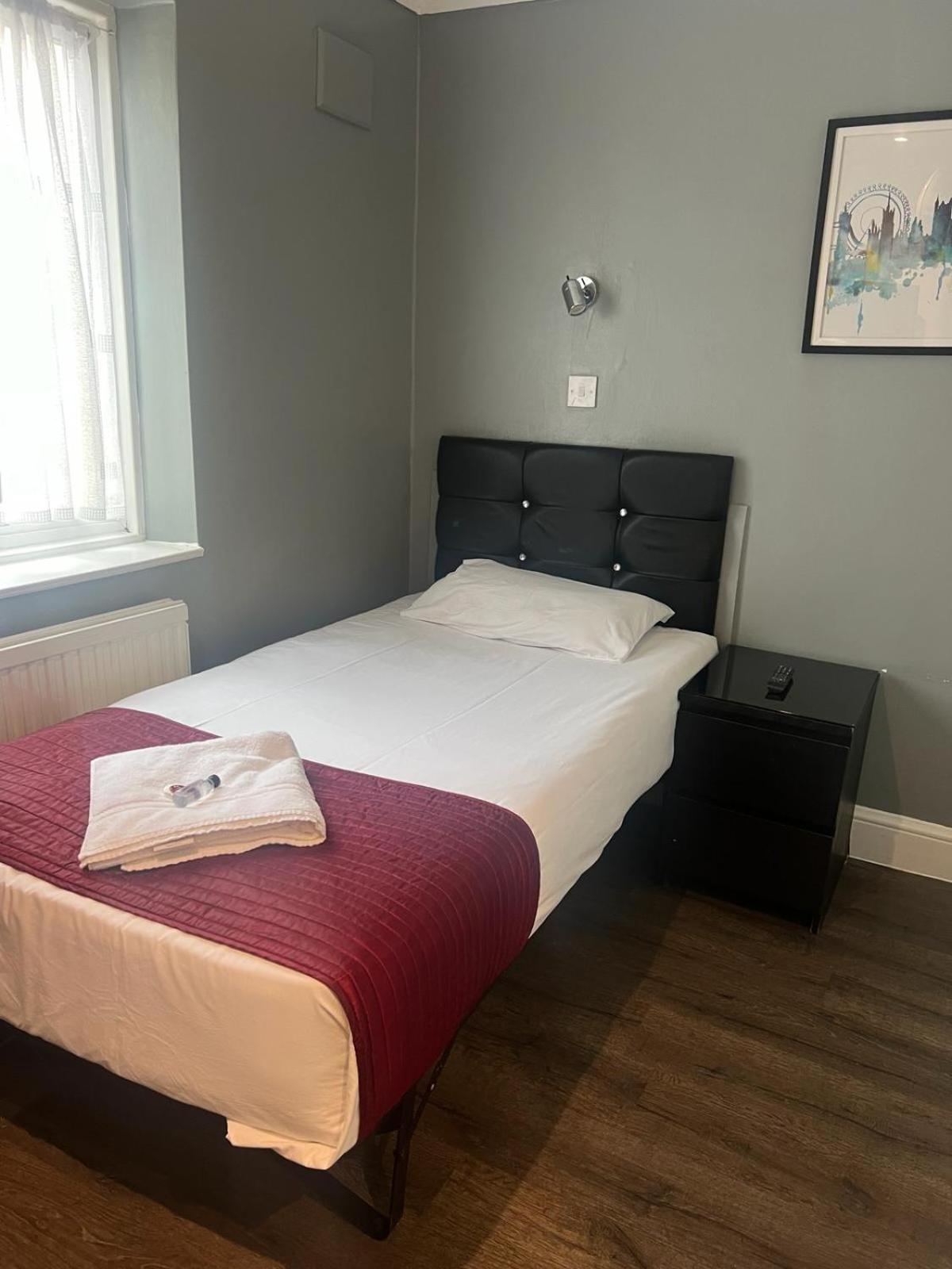 Saba Rooms And Apartments London Eksteriør bilde
